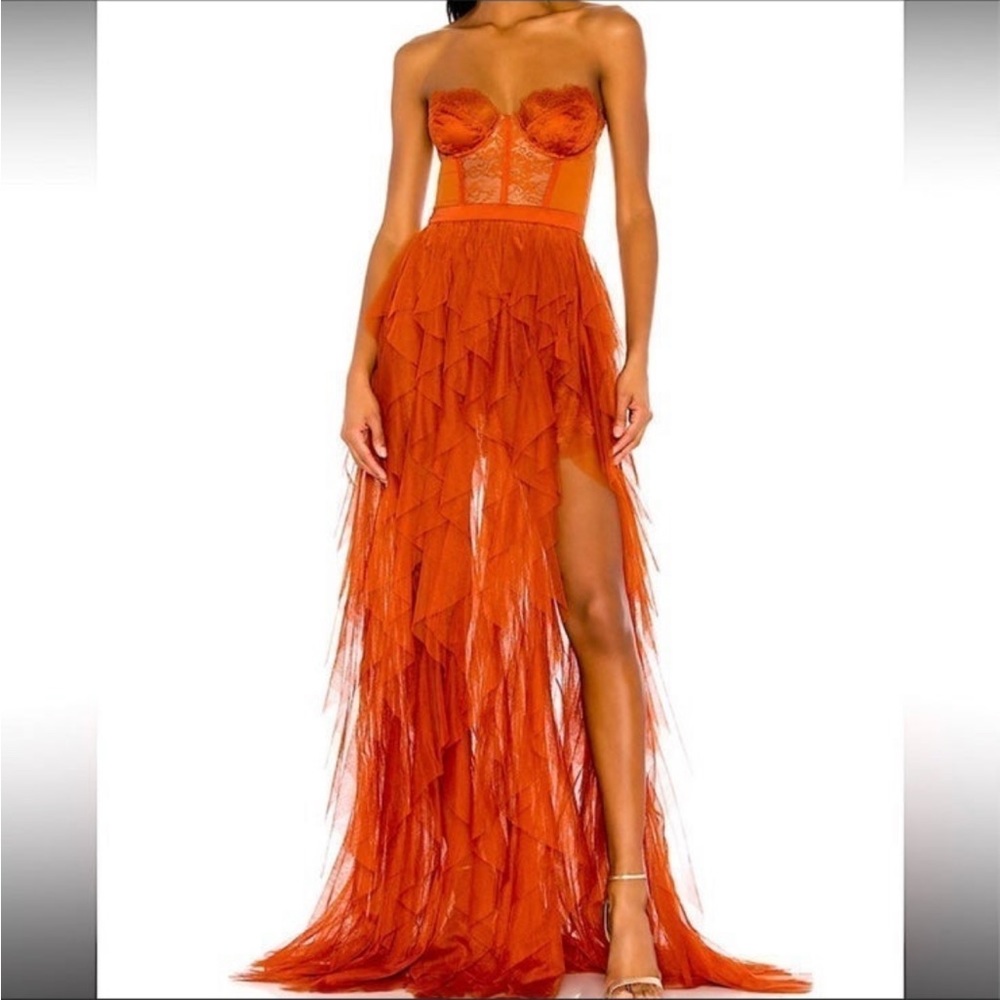 Beautiful gown worn once.